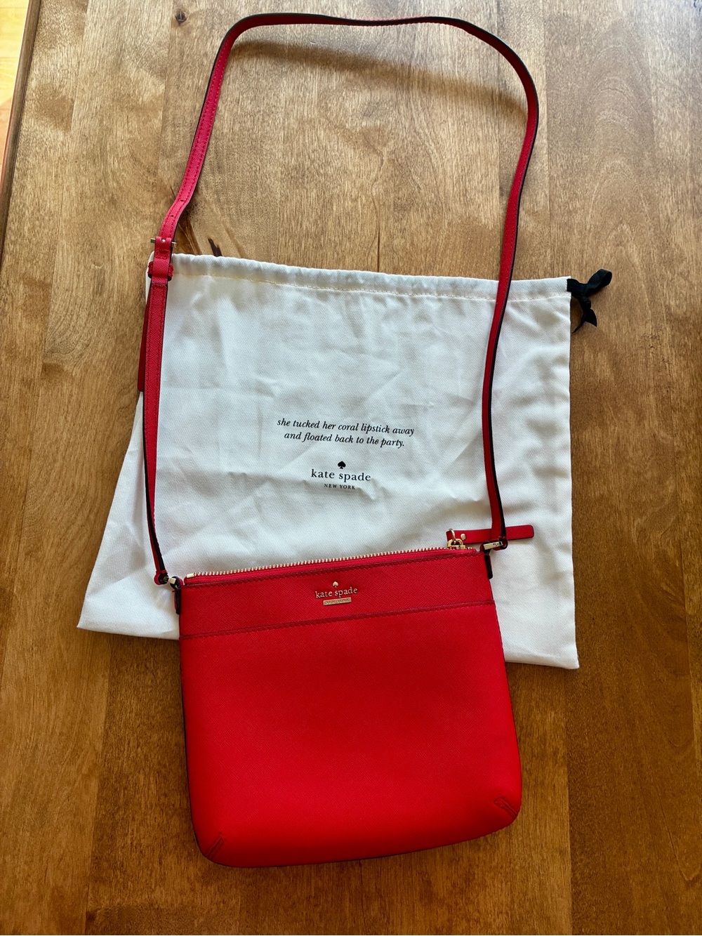 Kate Spade Red Crossbody Bag - Sleek Leather Shoulder Purse